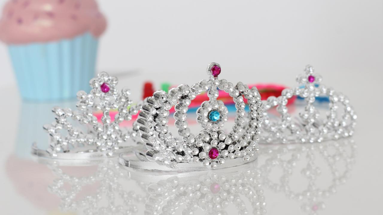 Princess Media article crown