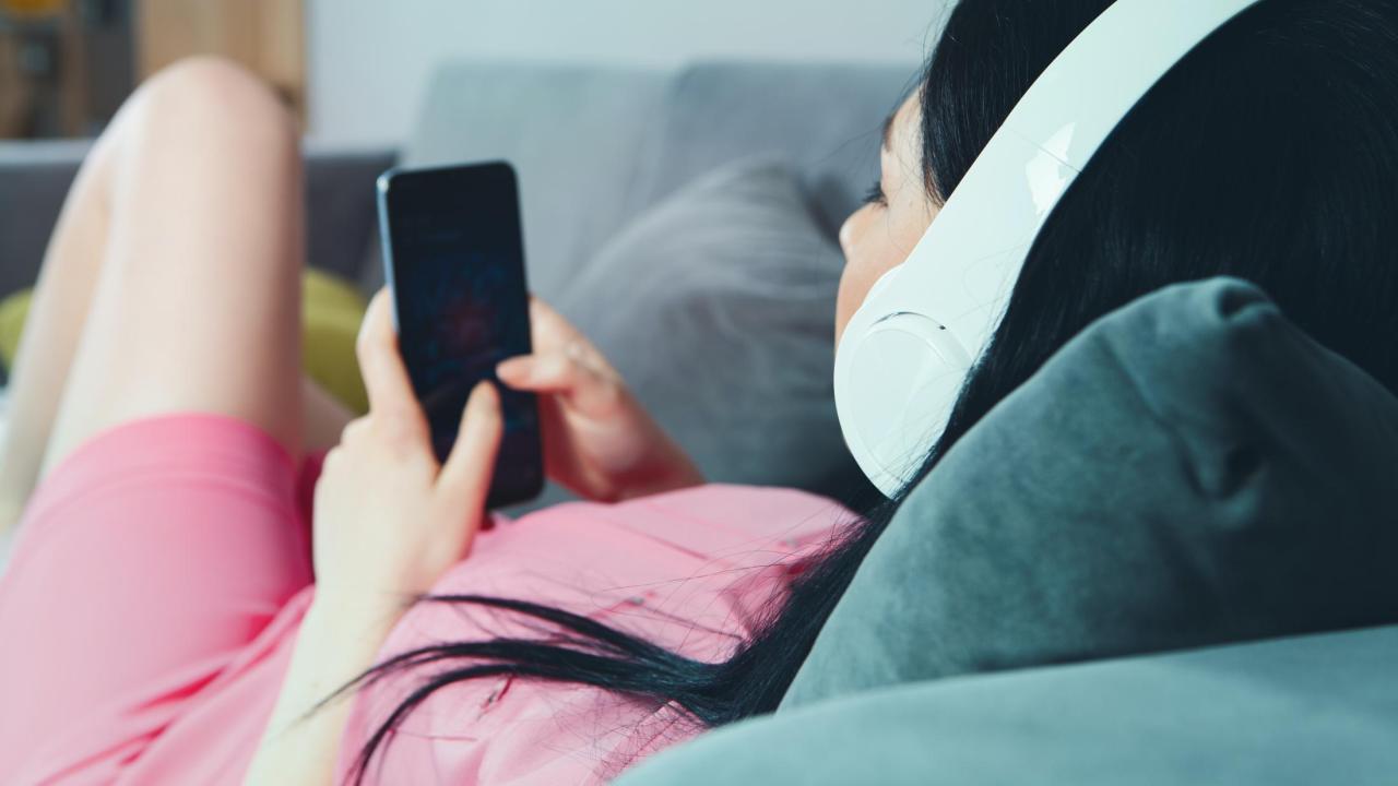 Teen on phone image