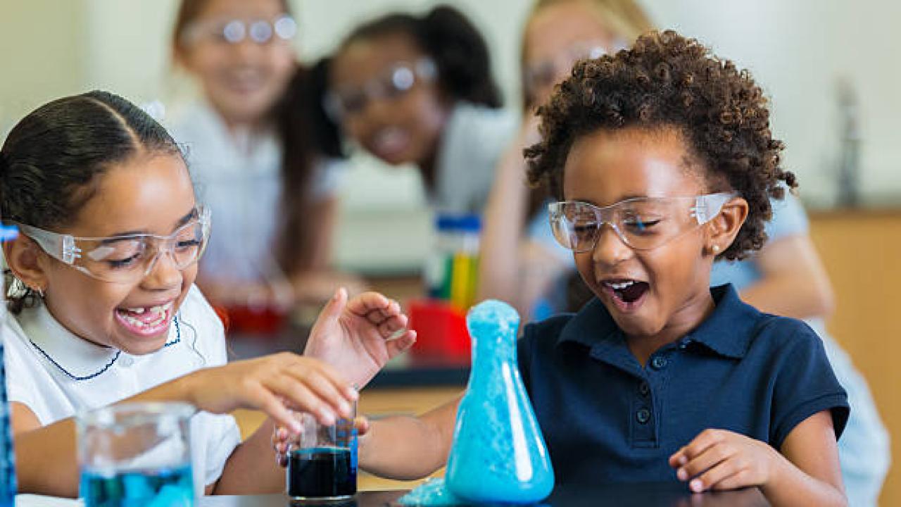 Children's STEM media engagement article image.