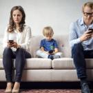 Parent problematic media use article image.